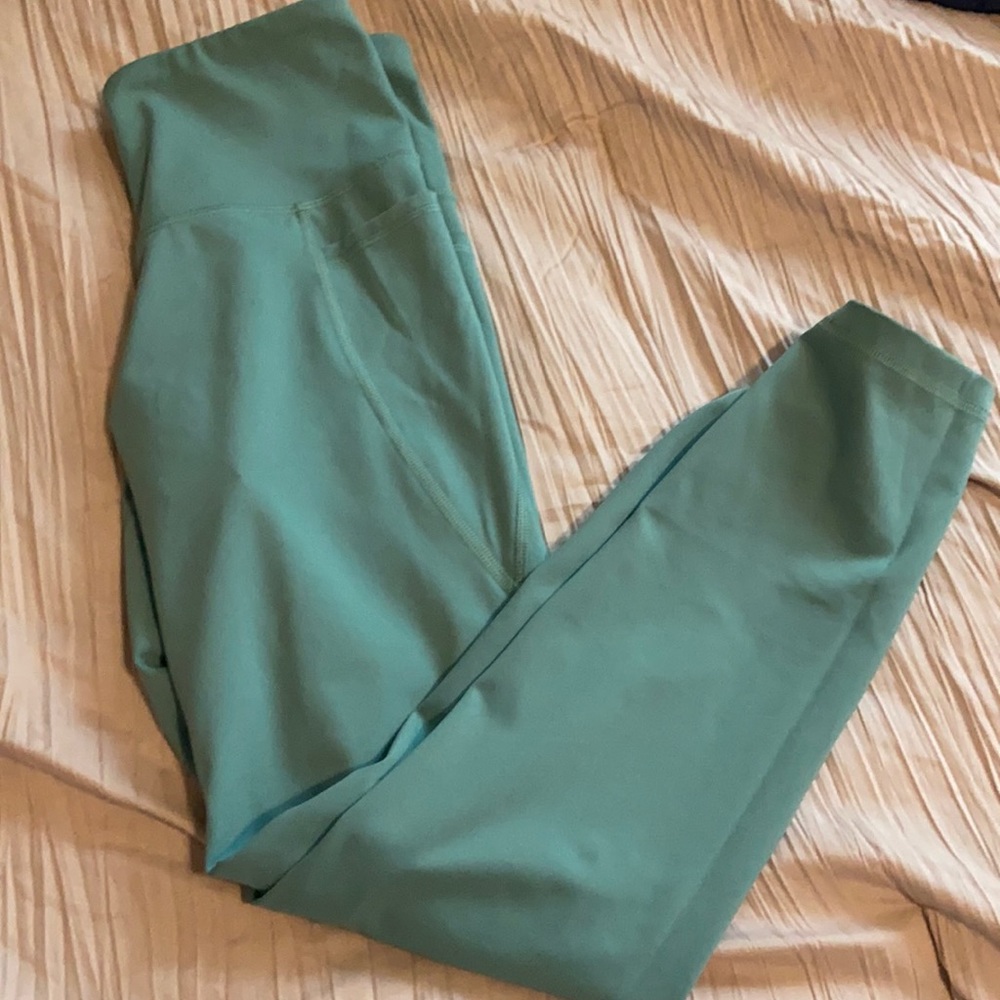 Old Navy Active Leggings W/ Pockets